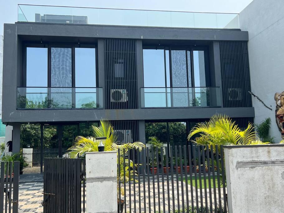 Stayhaven Starmount 4Bhk & Pool Bombay Extérieur photo
