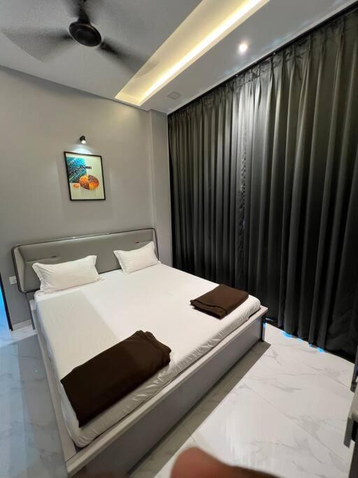 Stayhaven Starmount 4Bhk & Pool Bombay Extérieur photo