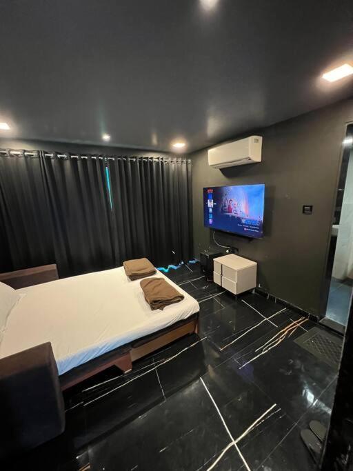 Stayhaven Starmount 4Bhk & Pool Bombay Extérieur photo